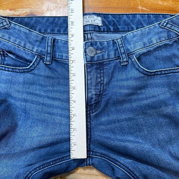 Free People Jeans Womens 27 Blue Skinny Dark Wash Stretch Distressed - Picture 8 of 13